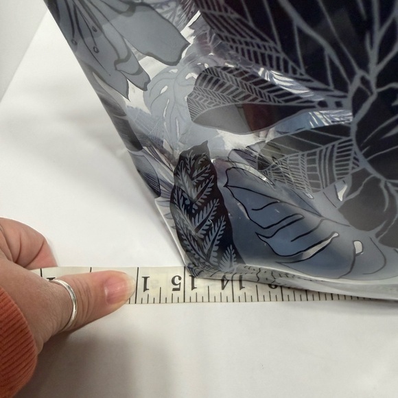 Pink Victoria's Secret Clear Floral Tote Bag, With Detachable Makeup Bag. Chic - Picture 9 of 10